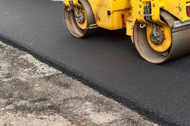 Best Driveway Pavers Near Me  in Mukwonago, WI